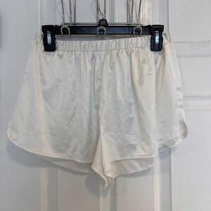 Lulus White Satin Pajama Shorts Elastic Waist‎ Dolphin Hem Sleepwear Small